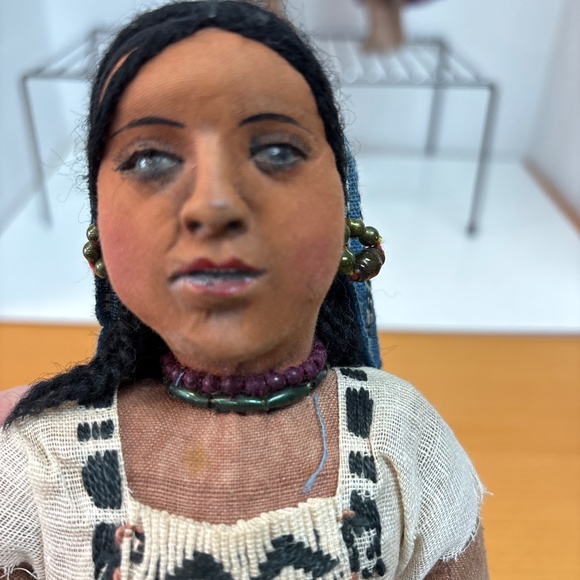 3 Vintage Mexican Folk Art Dolls Mid Century Cloth and  Glass Eyes - Picture 6 of 6